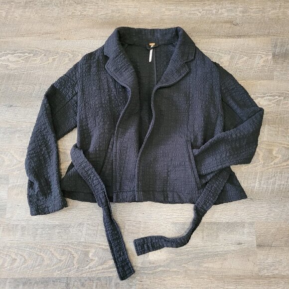 FREE PEOPLE | Gauze Wrap Belted Jacket | Sz. XS - Picture 3 of 6